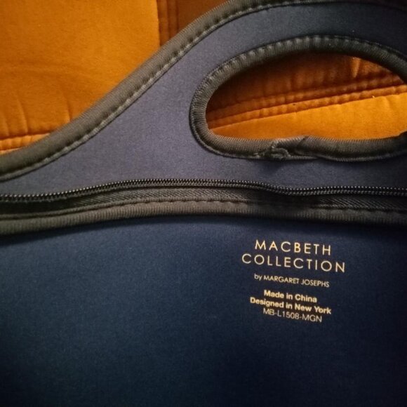 Margaret Josephs MacBeth Collections Multi Color Laptop or Handbag - Picture 2 of 3